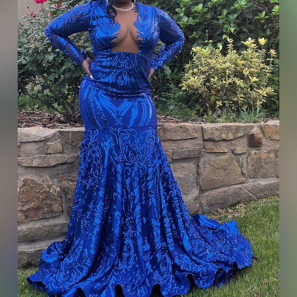 Daughters prom dress, worn for 2 hours max - Picture 3 of 3